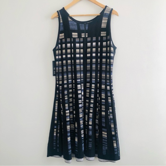 NIC+ZOE Black and Gray Striped Midi Dress NWT - Picture 14 of 15